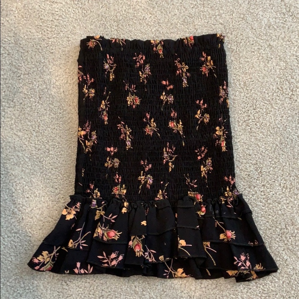 Blue life black ruffled skirt